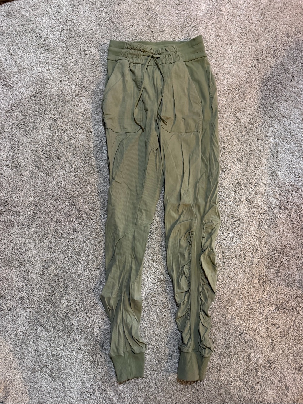 Lululemon studio dance joggers size 2
